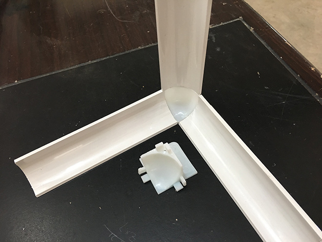 牆腳防(fáng)護角應用(yong)